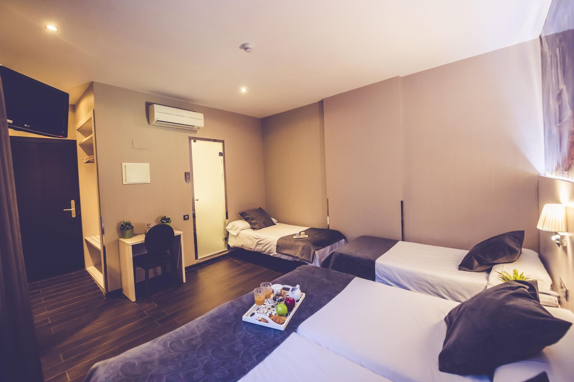 Hostal Prado Madrid Exterior photo
